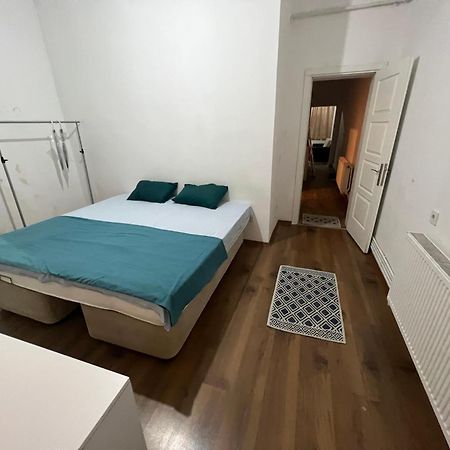 Nobis Cihangir Apartments Стамбул Екстер'єр фото