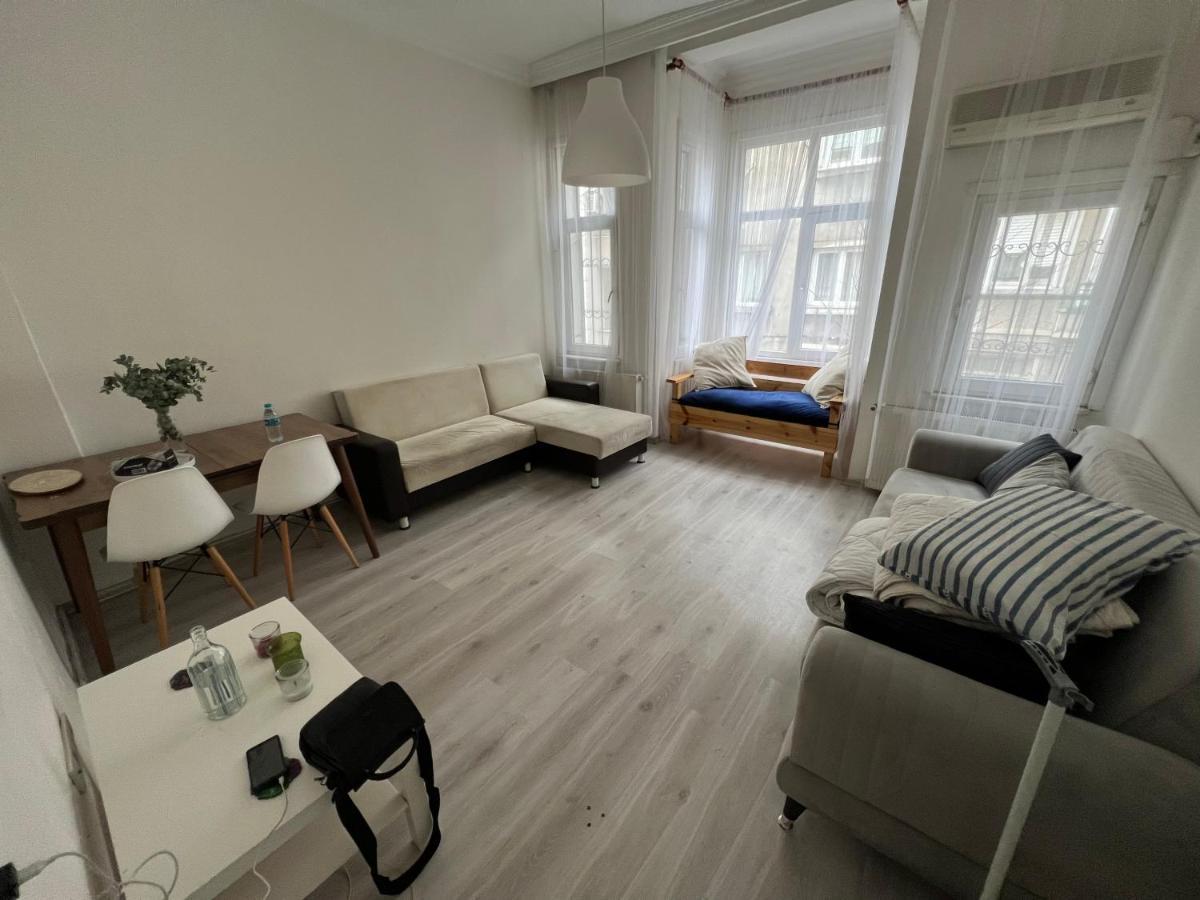 Nobis Cihangir Apartments Стамбул Екстер'єр фото
